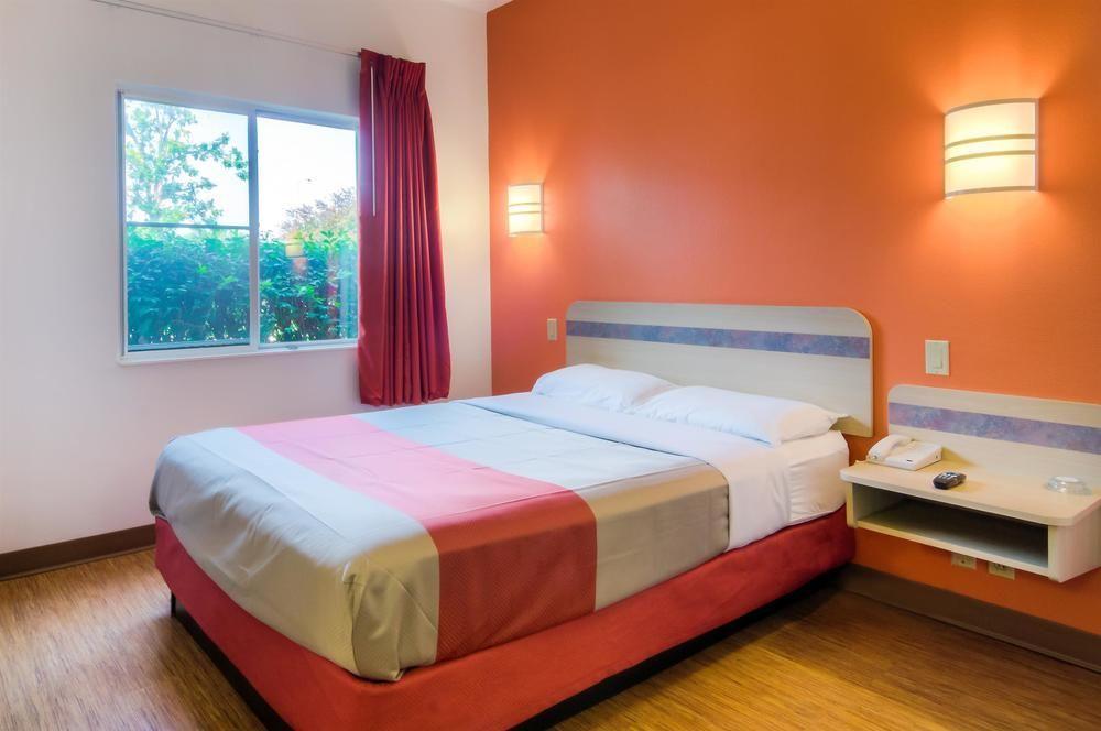 Motel 6-Montgomery, Al - Airport Hope Hull Экстерьер фото